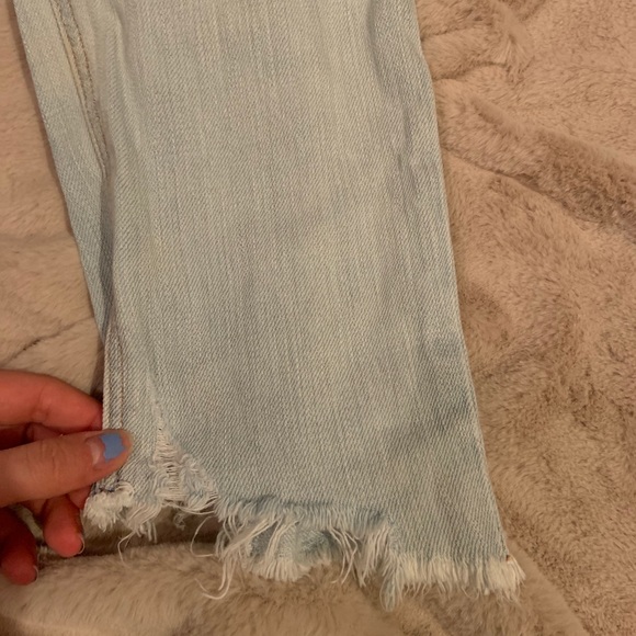 American eagle tomgirl ripped jeans - Picture 3 of 7